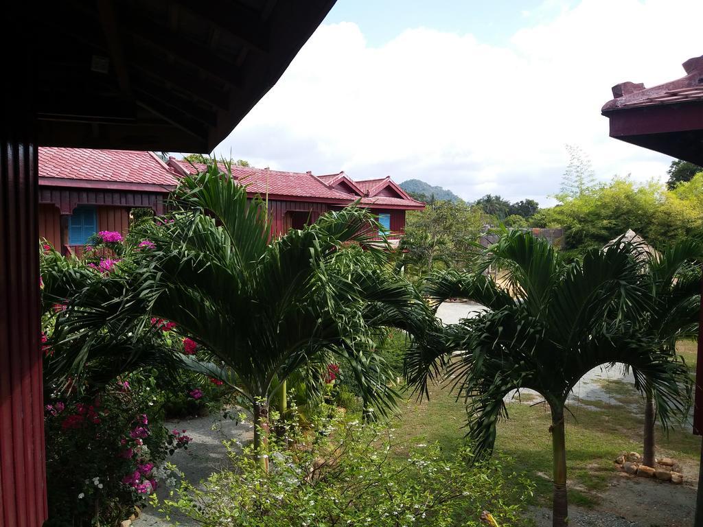 Khmer House Bungalow Hotel Kep Exterior foto